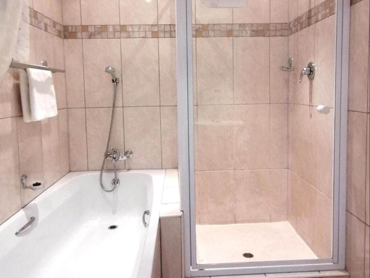 Casa Romana B&B Ladybrand Экстерьер фото